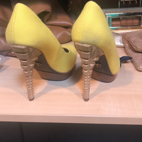 Rachel Zoe Yellow pumps - Picture 2 of 3